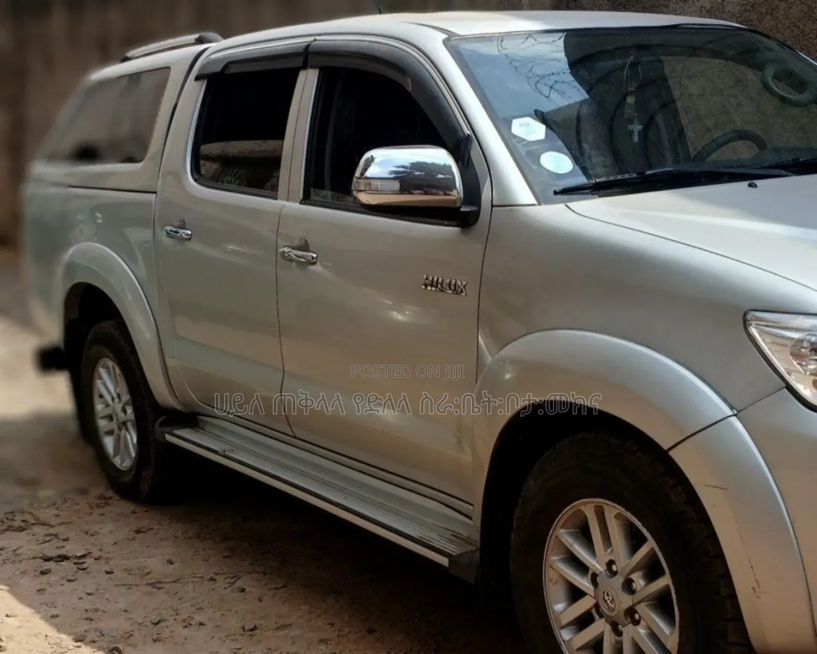 Toyota Hilux 2013 Silver