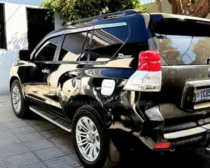 Toyota Land Cruiser Prado 2013 Black
