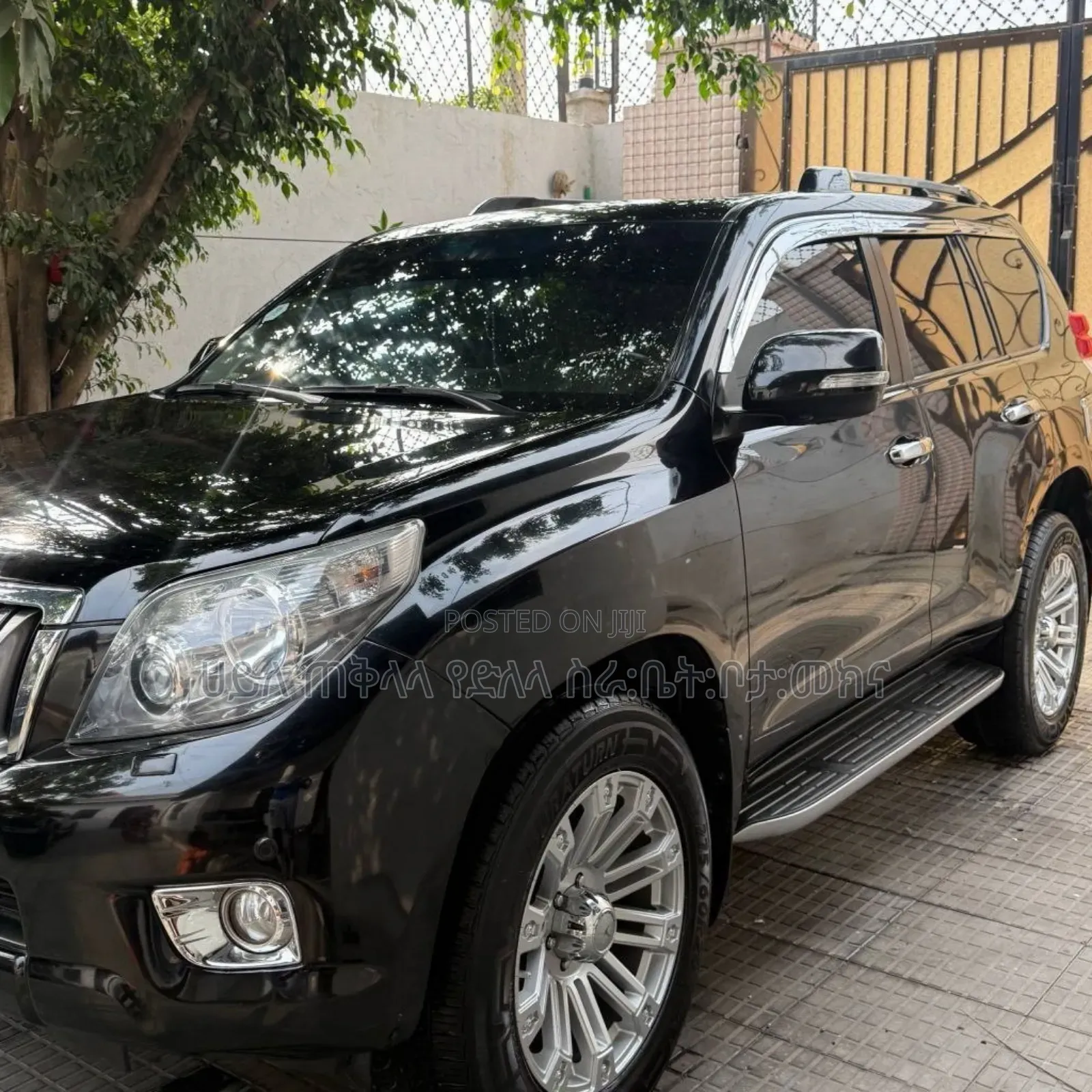 Toyota Land Cruiser Prado 2013 Black