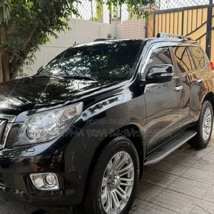 Toyota Land Cruiser Prado 2013 Black