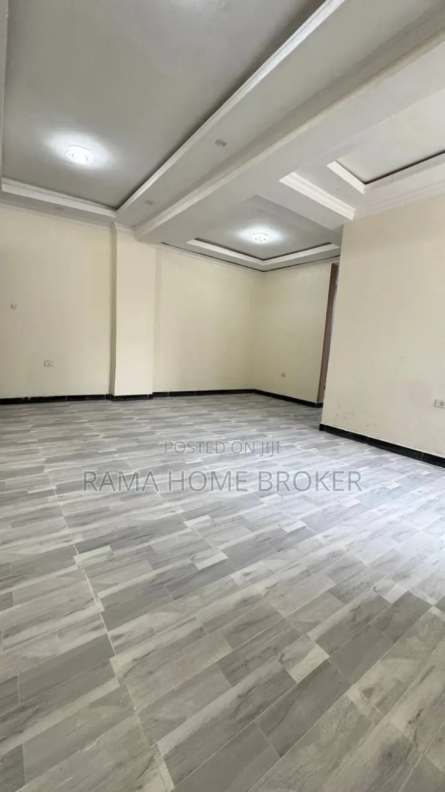 Furnished 3bdrm Condo in አያች 49 ዘመናዊ ቤት, Yeka for sale