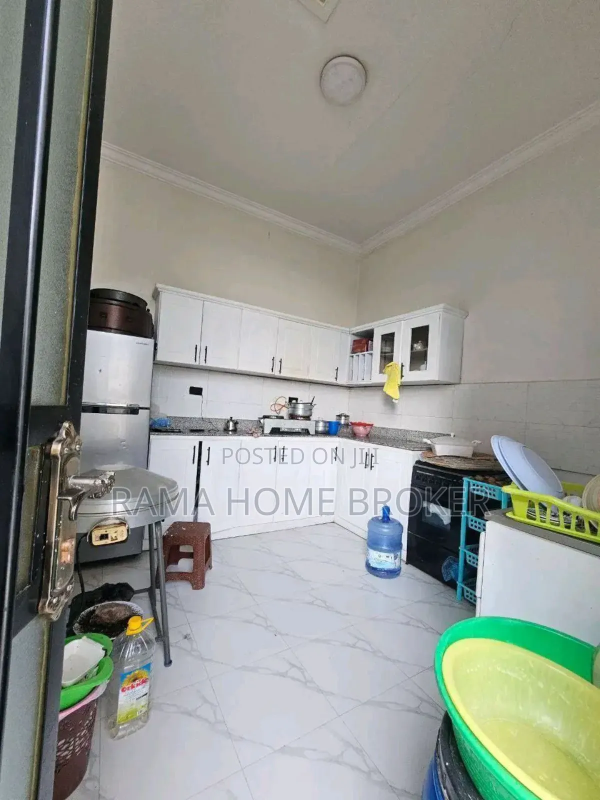 Furnished 2bdrm Condo in አያት49 40/60 ኮንዶሚኒየም, Yeka for sale