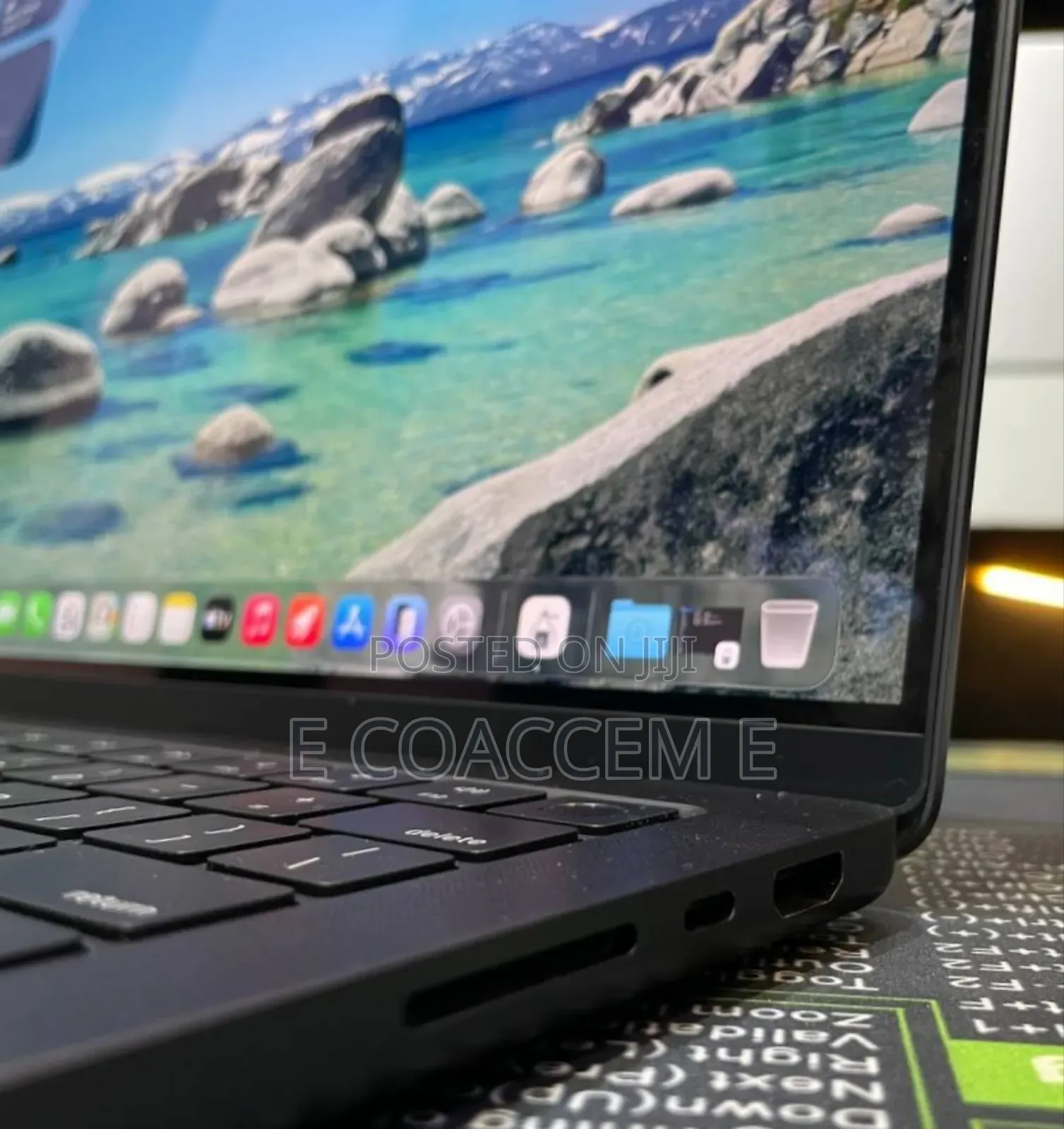 New Laptop Apple MacBook 48GB Apple M4 Pro SSD 512GB