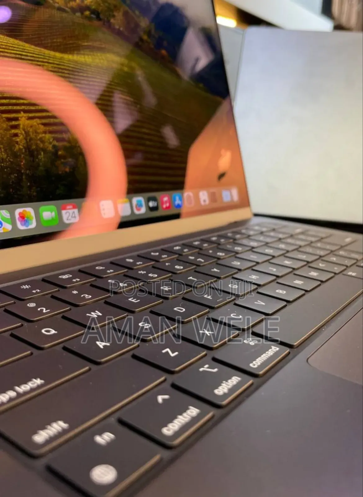 New Laptop Apple MacBook Pro 2023 M3 Max 14-Inch 64GB Apple M3 SSD 1T