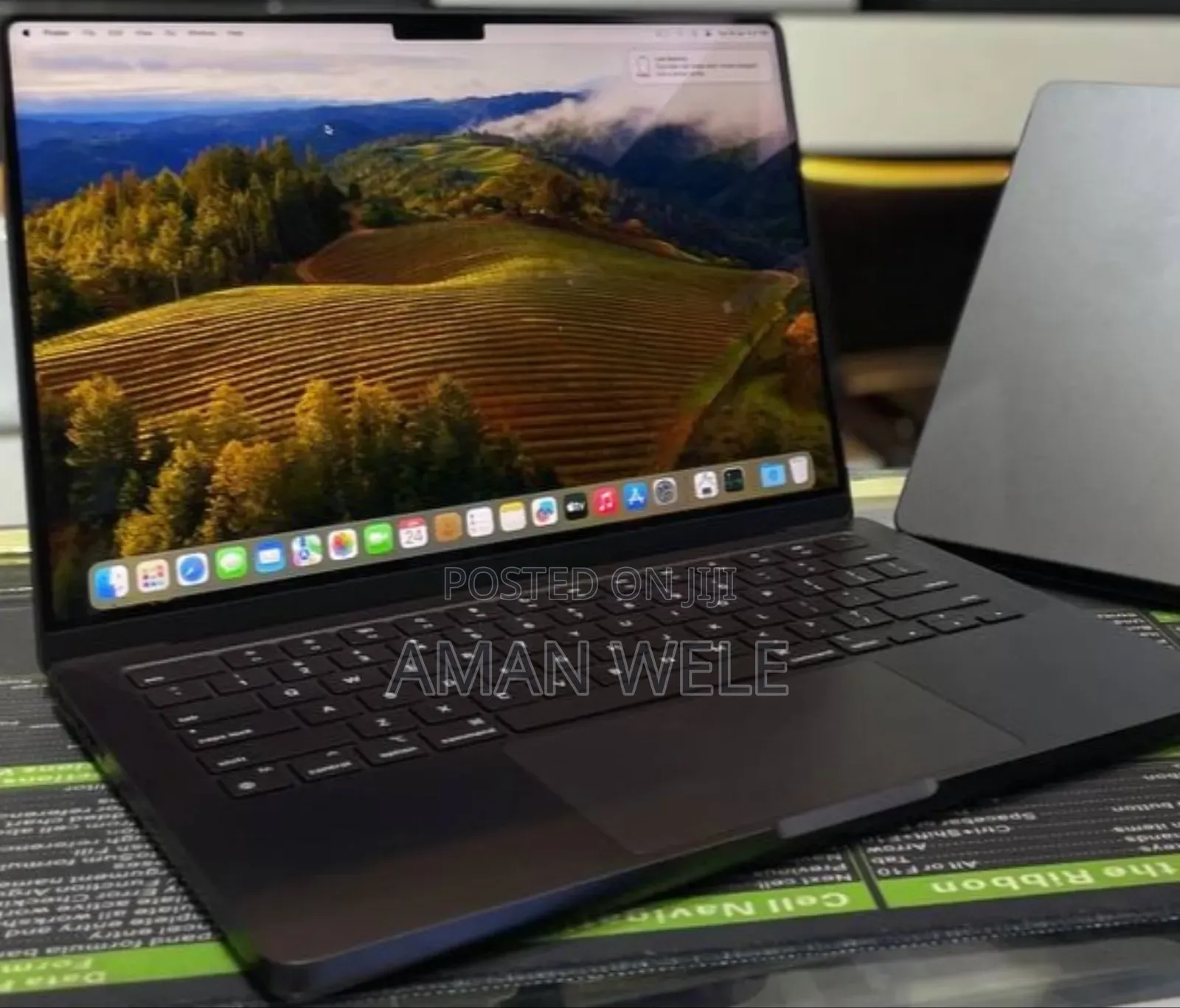 New Laptop Apple MacBook Pro 2023 M3 Max 14-Inch 64GB Apple M3 SSD 1T