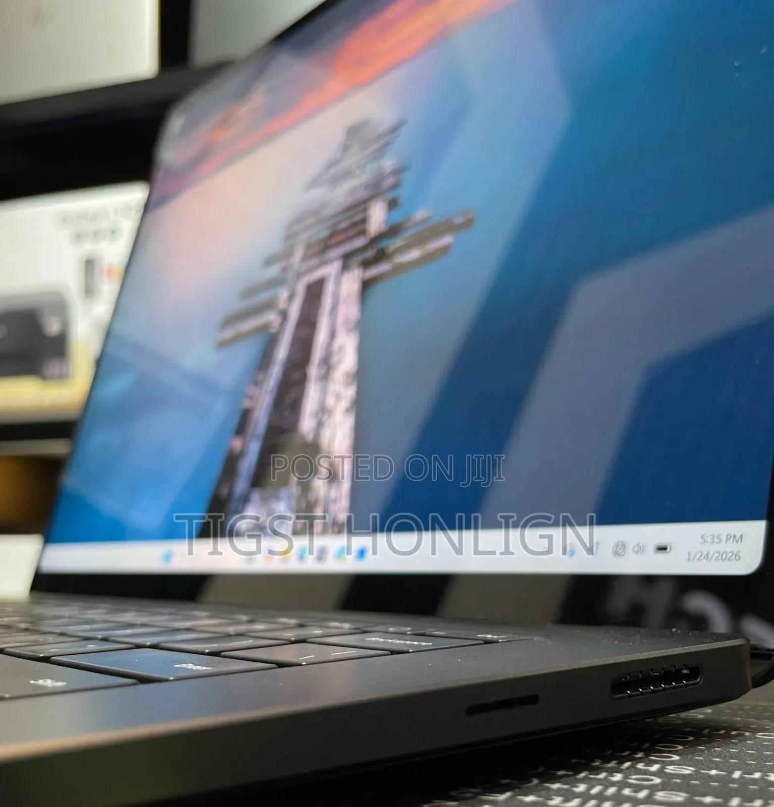 New Laptop Microsoft Surface 16GB Intel Core I7 SSD 512GB