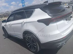 Jetour X70 Plus 2022 White