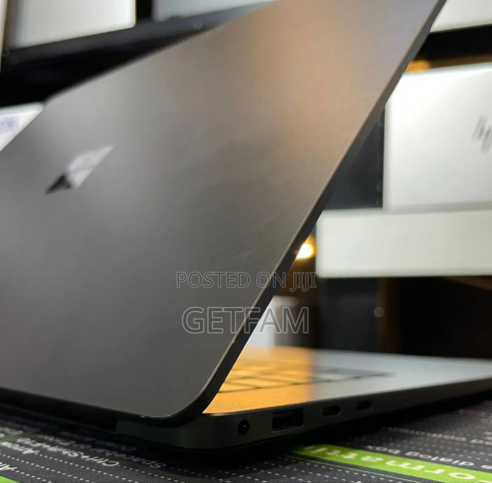 New Laptop Microsoft Surface 16GB Intel Core I7 SSD 512GB