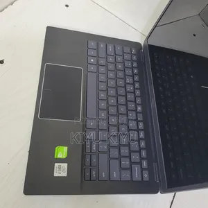 New Laptop Dell Vostro 13 5370 8GB Intel Core I5 SSD 256GB