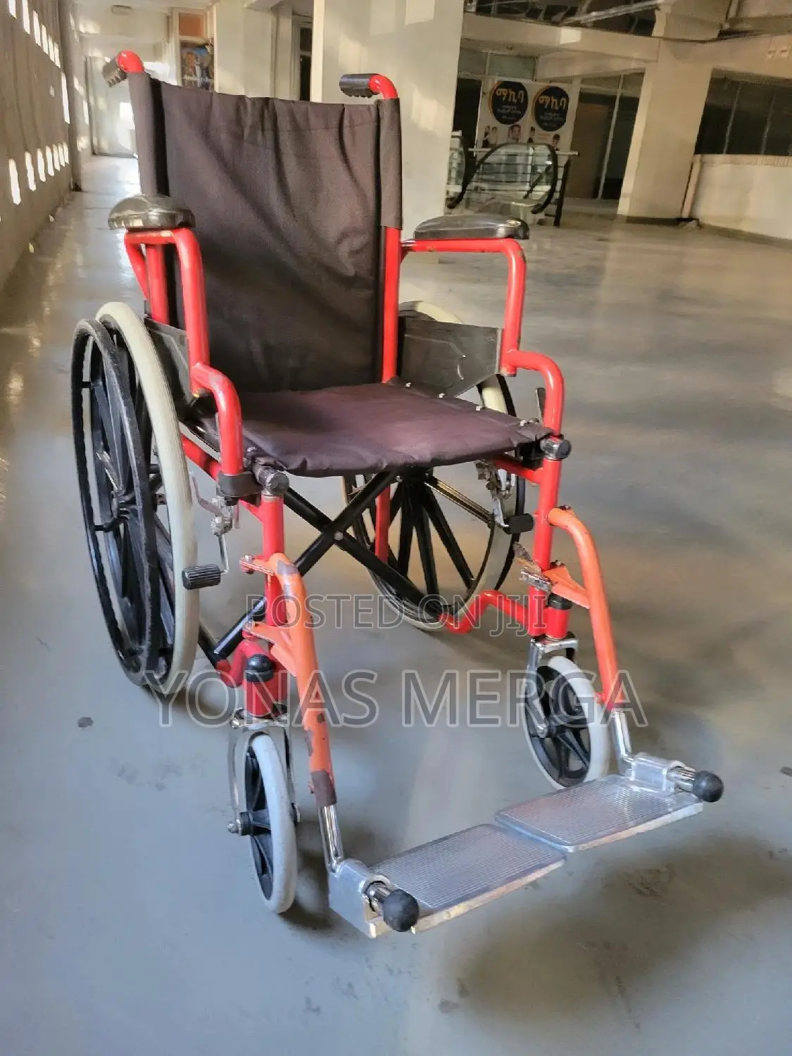 Wheelchair Self Propelling Bariatric - 56cm (250 Weight Capacity)