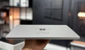 New Laptop Microsoft Surface 16GB Intel Core I5 SSD 256GB