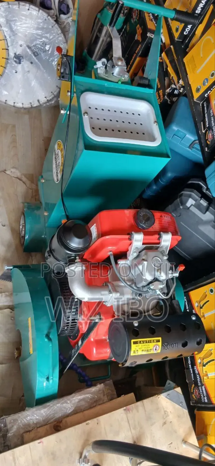 Aspalt Cutter Machin