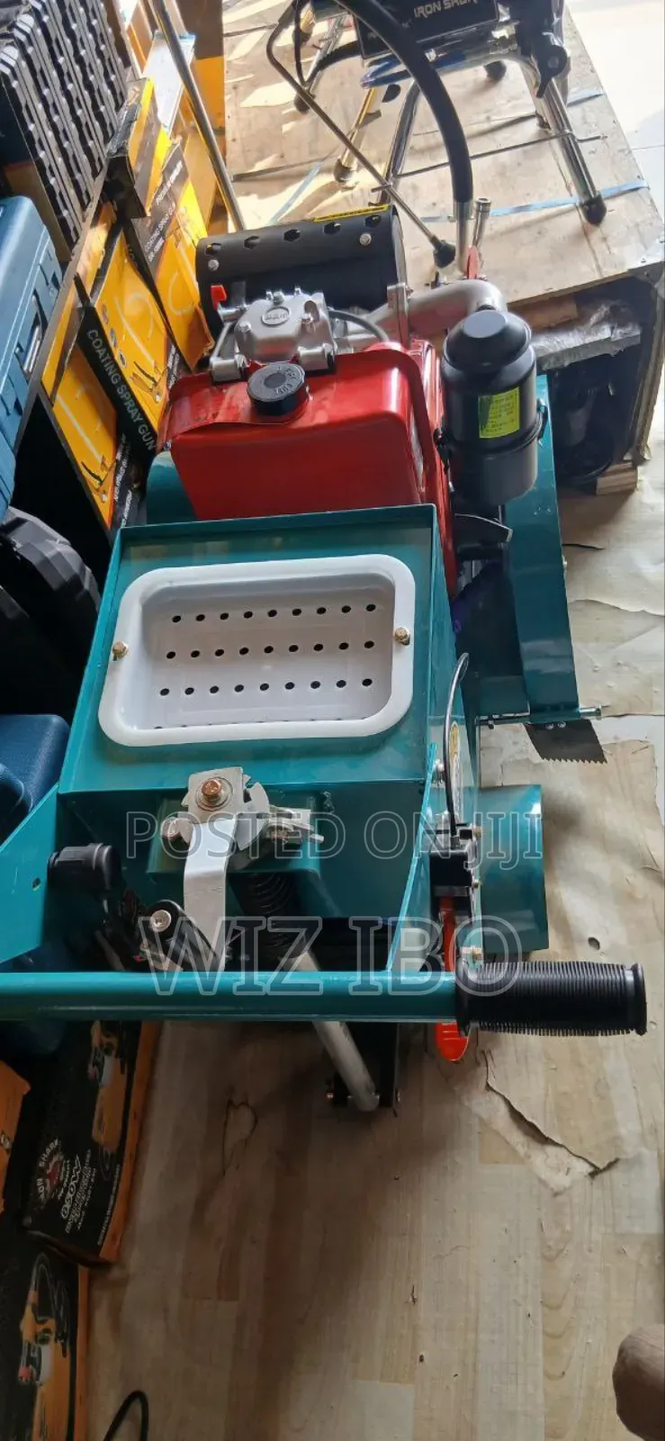 Aspalt Cutter Machin