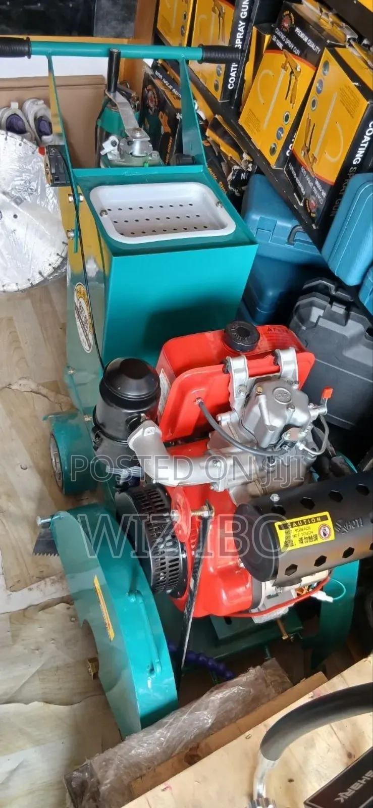 Aspalt Cutter Machin