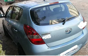 Hyundai i20 2011 Blue