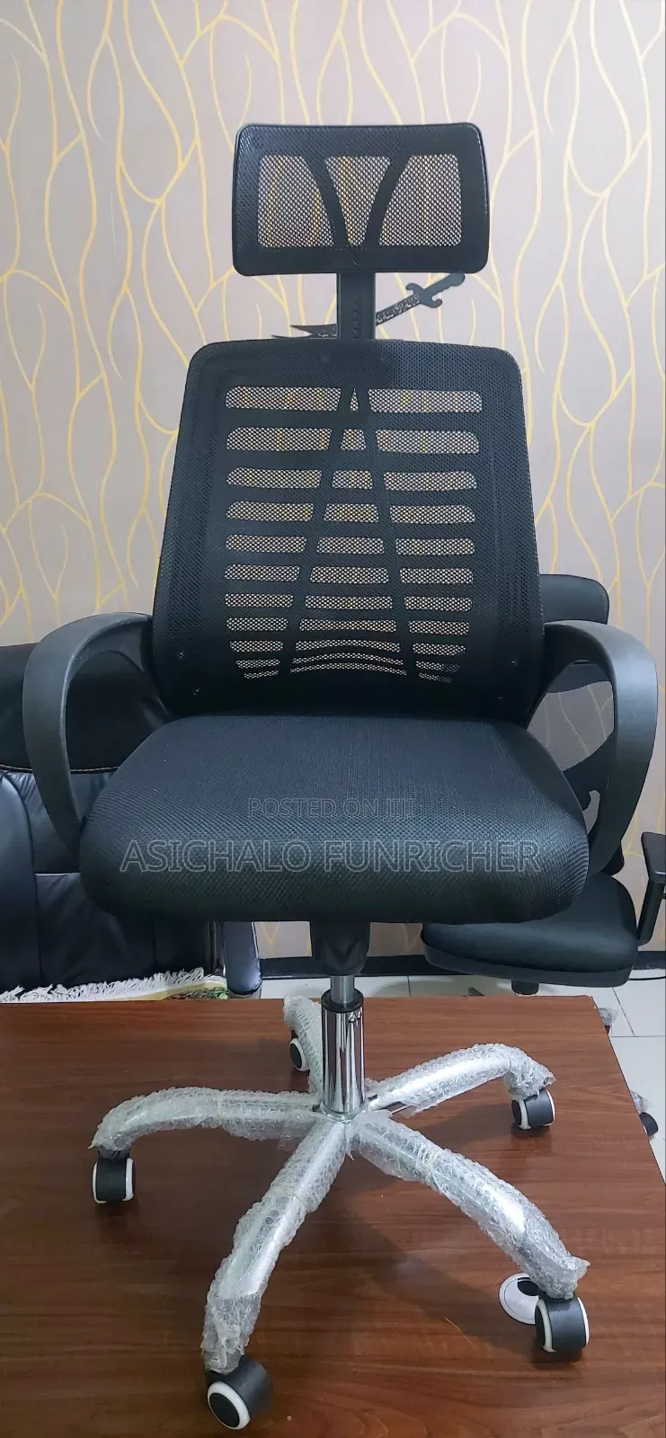 Seckereter Chairs Meshe