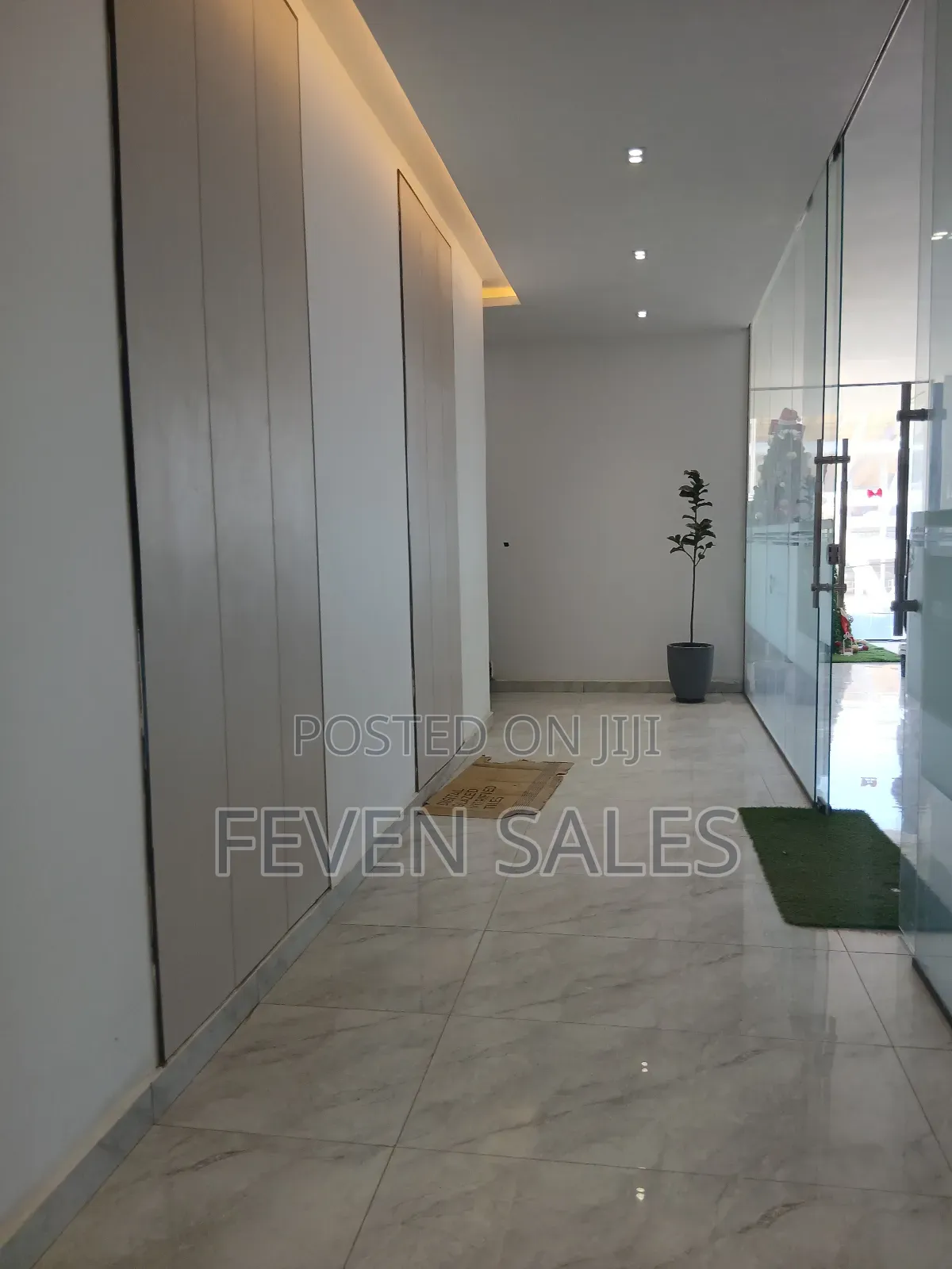 ሱቆችን በተመጣጣኝ ዋጋ እየሸጥን እንገኛለን