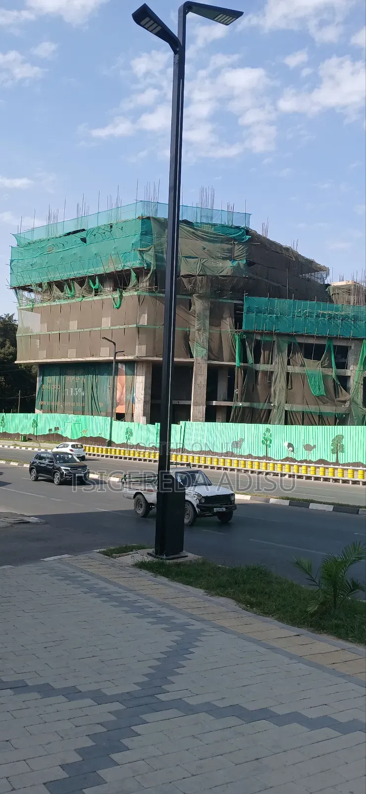 2bdrm Apartment in Jenboro Real Estate, Lideta for sale