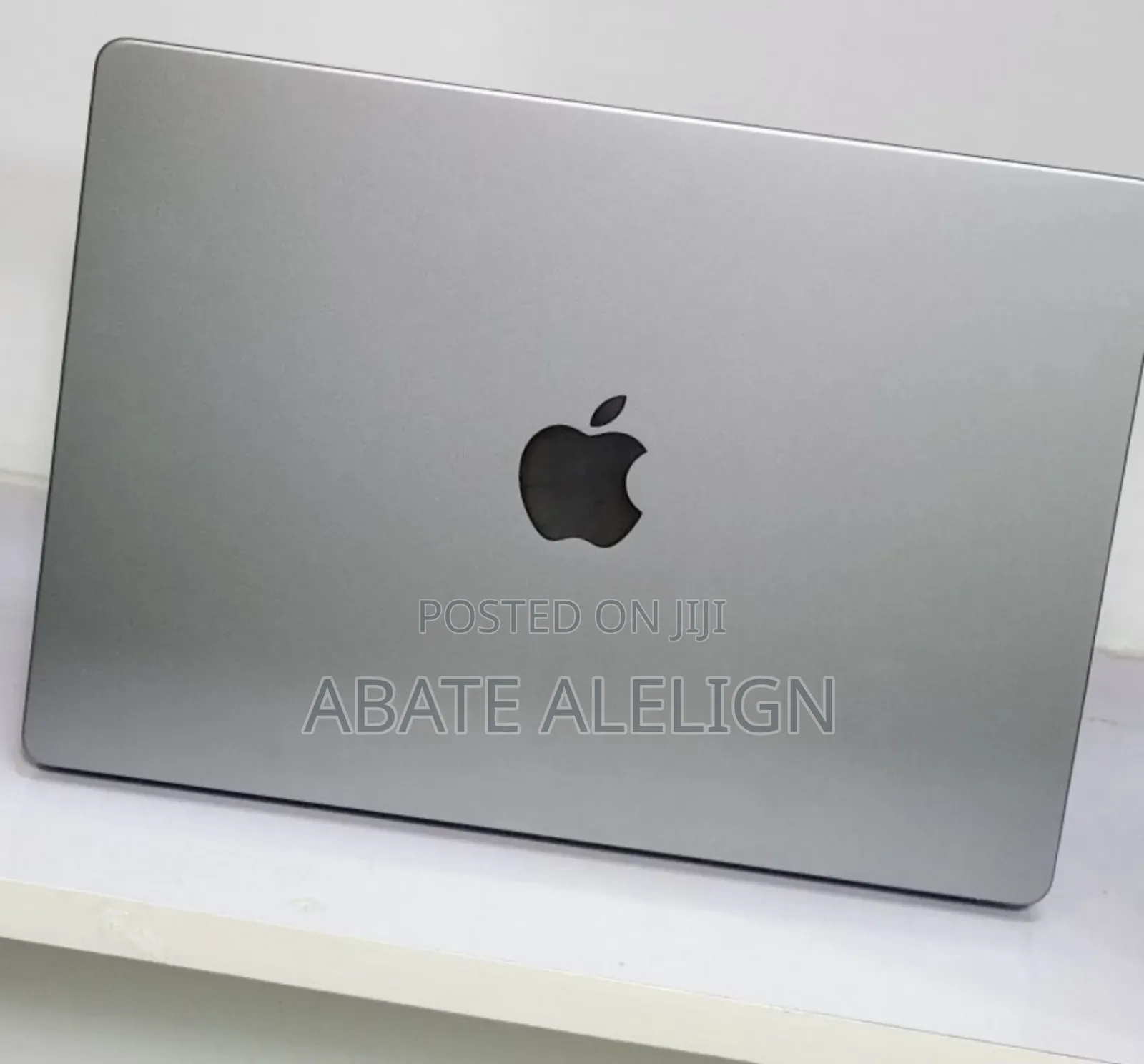 New Laptop Apple MacBook Pro M1 16GB Apple M1 Pro SSD 512GB