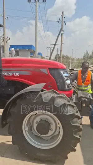 Tractor Solis 130hp (Bank 50% Available)