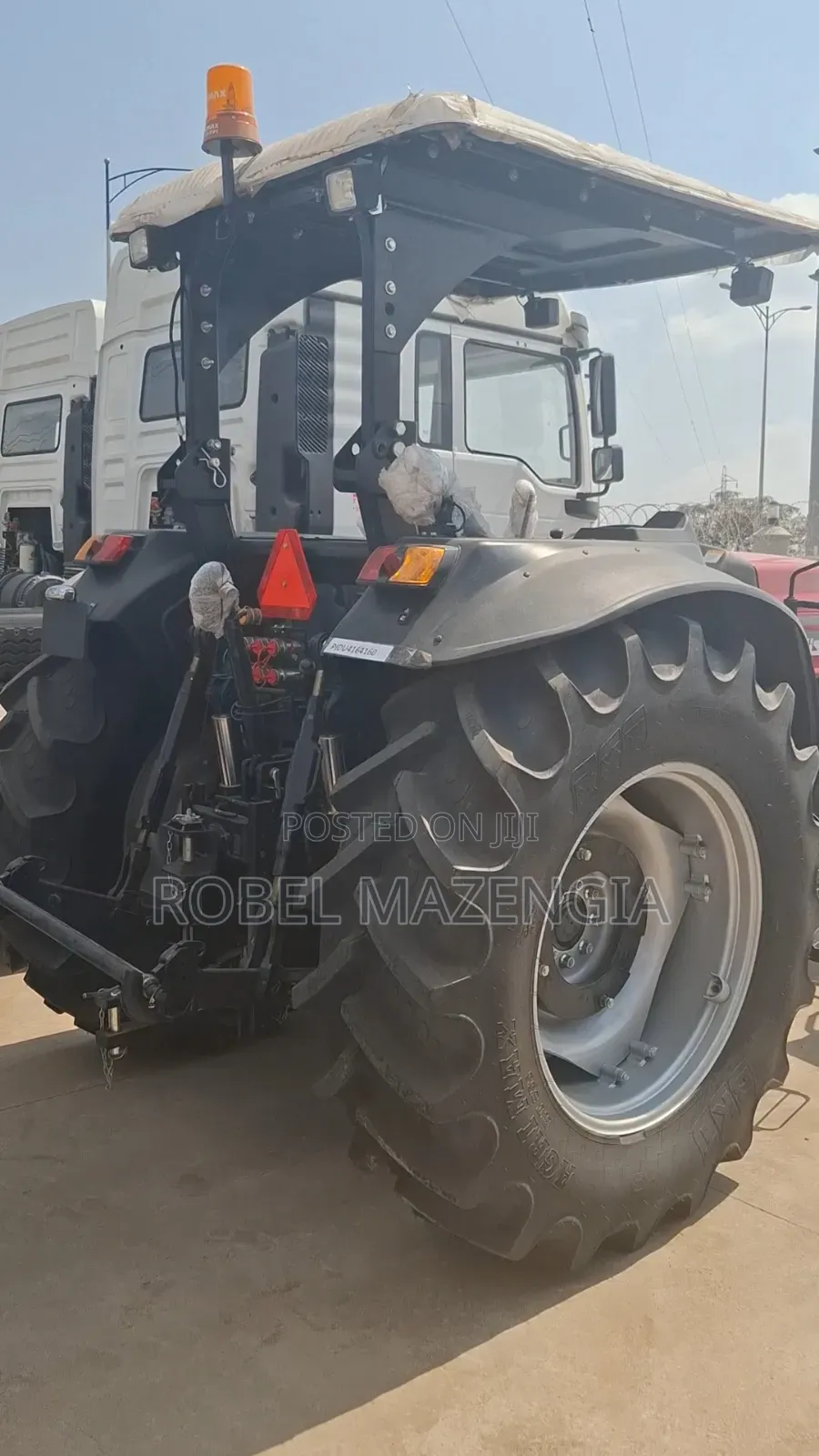 Tractor Solis 130hp (Bank 50% Available)