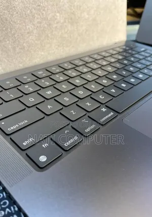 New Laptop Apple MacBook Pro 2023 M3 14-Inch 64GB Apple M3 Pro SSD 1T