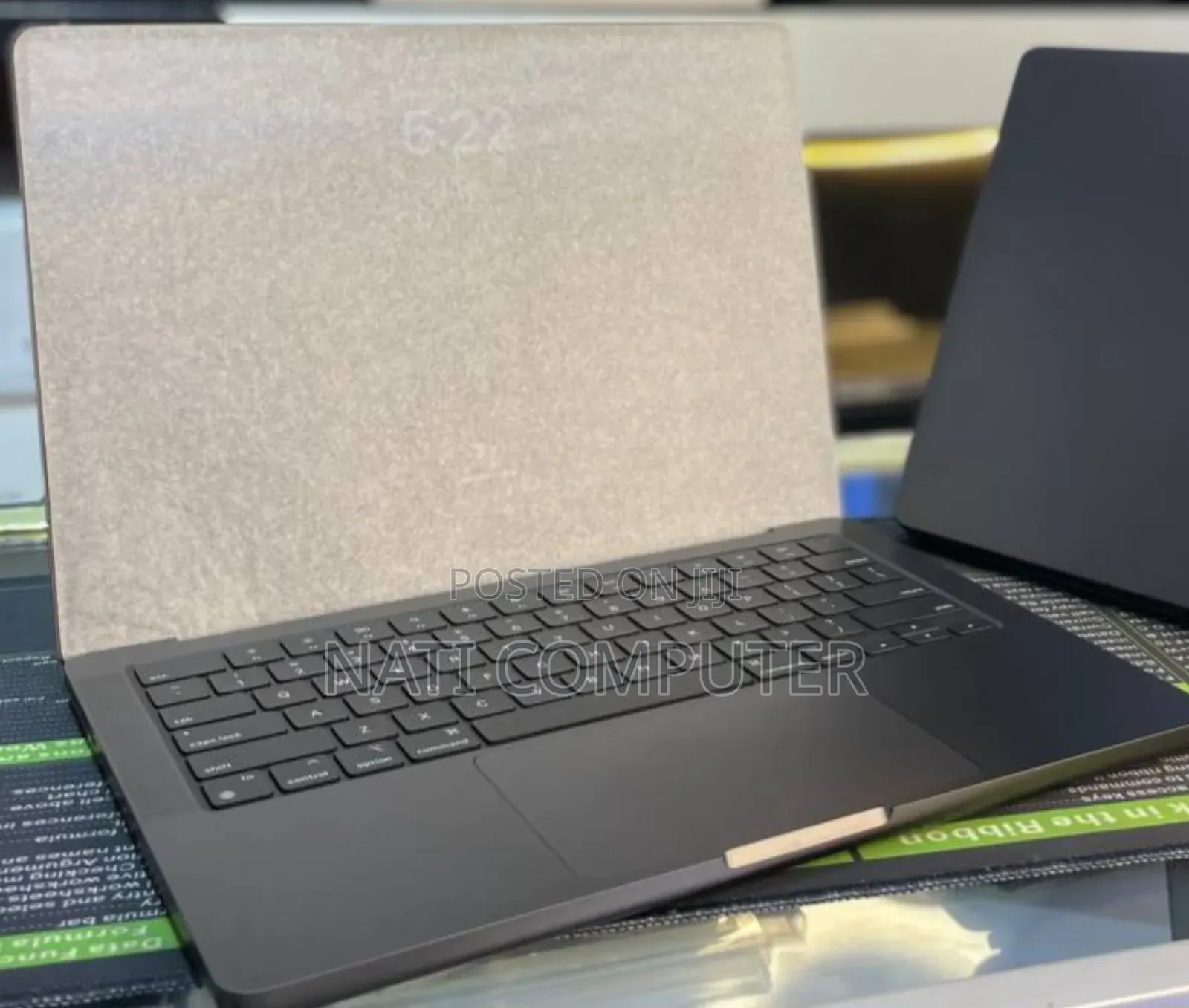 New Laptop Apple MacBook Pro 2023 M3 14-Inch 64GB Apple M3 Pro SSD 1T