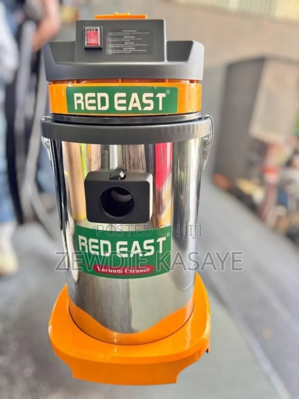 Red East 30 Liter Wet Dry Vacuum Cleaner-ለስራ የሚሆን