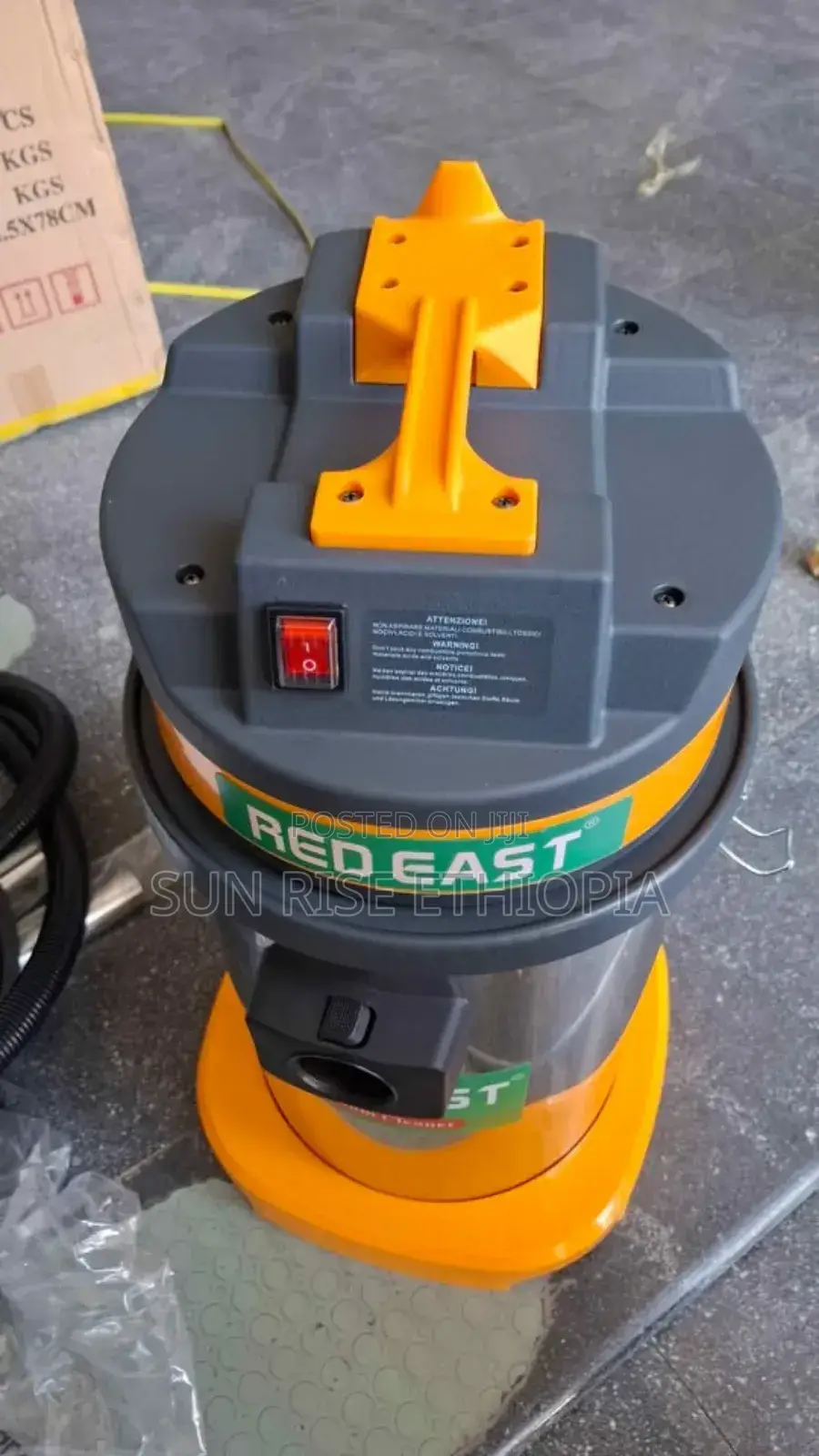 Red East 30 Liter Wet Dry Vacuum Cleaner-ለስራ የሚሆን