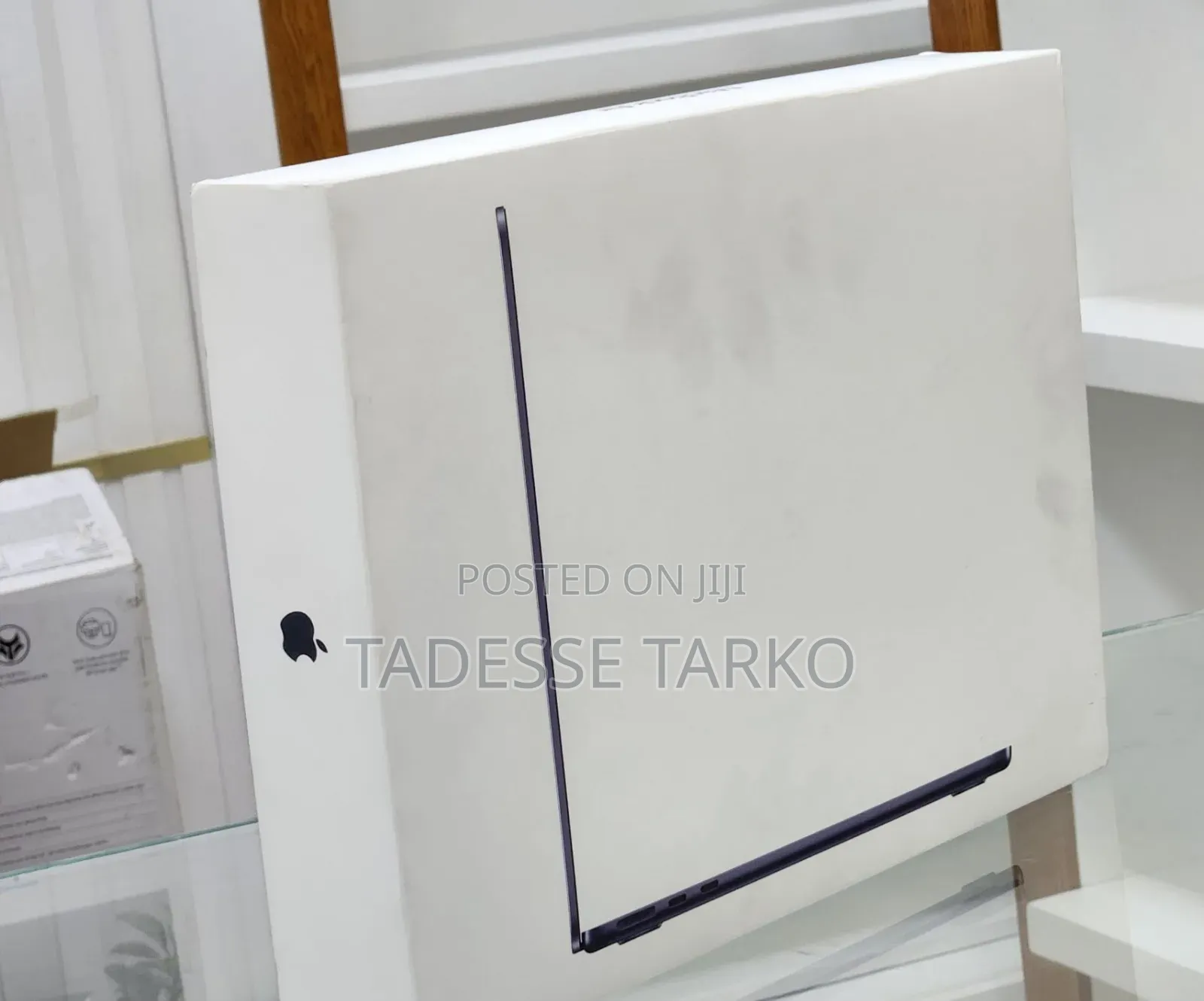 New Laptop Apple MacBook Air 2025 M4 15-Inch 16GB Apple M4 SSD 256GB