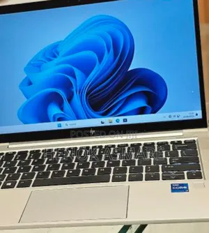 New Laptop HP EliteBook 830 G8 16GB Intel Core i7 SSD 512GB
