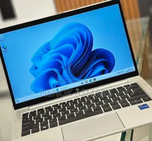 New Laptop HP EliteBook 830 G8 16GB Intel Core i7 SSD 512GB