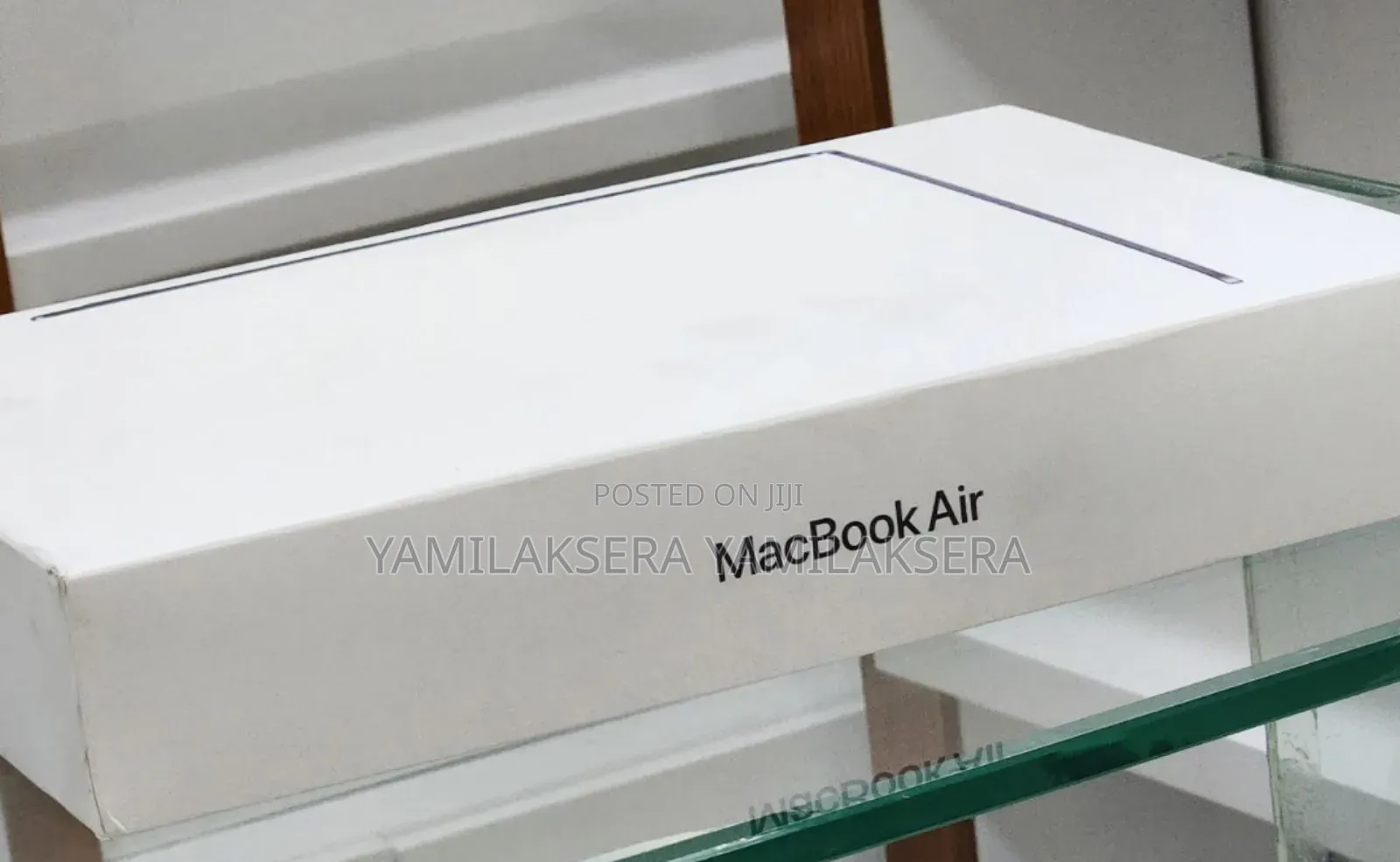 New Laptop Apple MacBook Air 2025 M4 15-Inch 16GB Apple M4 SSD 256GB