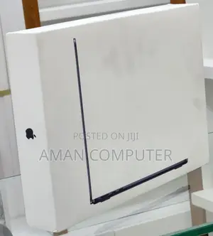 New Laptop Apple MacBook Air 2025 M4 13-Inch 16GB Apple M4 SSD 256GB