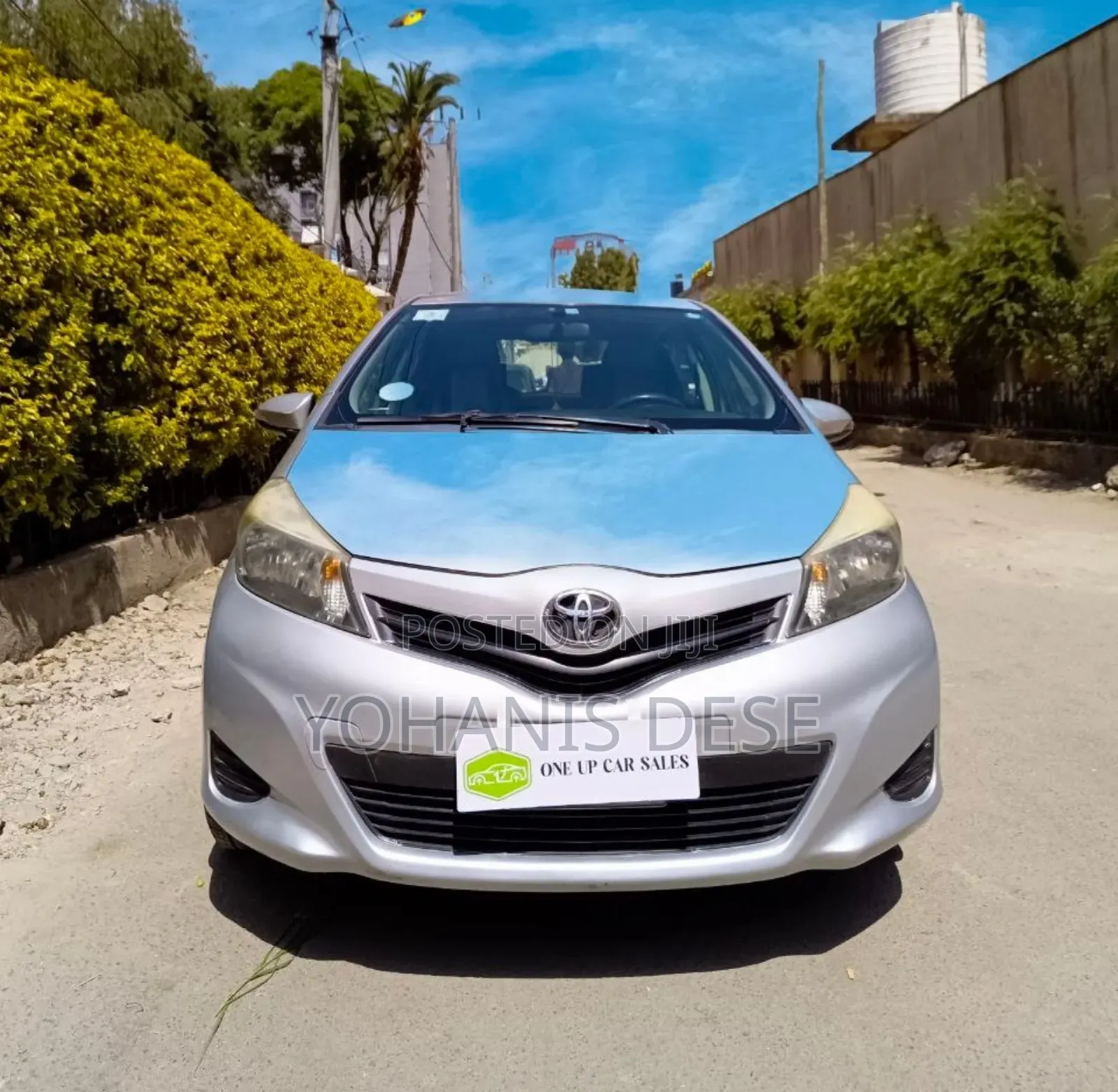 Toyota Yaris 2011 Gray