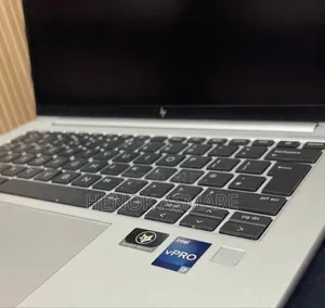 New Laptop HP EliteBook 840 G9 16GB Intel Core I7 SSD 512GB