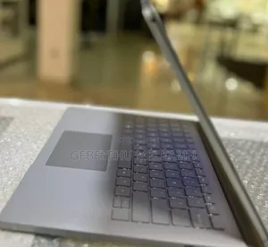New Laptop Microsoft Surface 16GB Intel Core I7 SSD 256GB