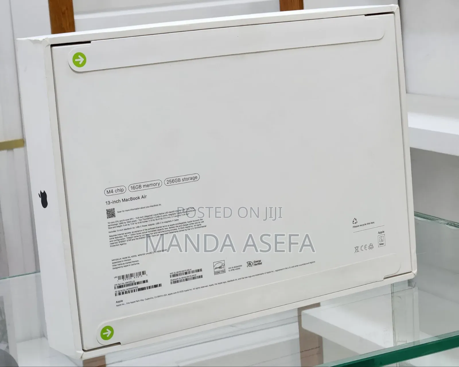 New Laptop Apple MacBook Air 16GB Apple M4 SSD 256GB