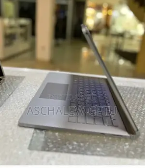 New Laptop Microsoft Surface Book 3 16GB Intel Core I7 SSD 256GB