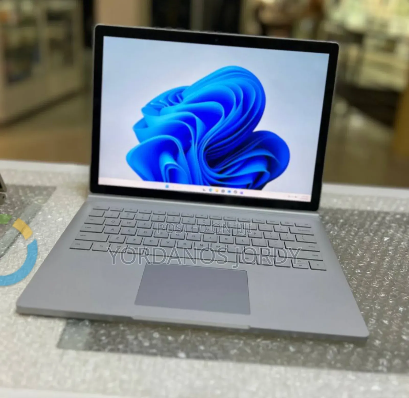 New Laptop Microsoft Surface Book 3 16GB Intel Core I7 SSD 512GB