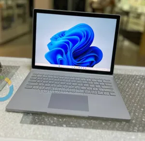 New Laptop Microsoft Surface Book 3 16GB Intel Core I7 SSD 512GB