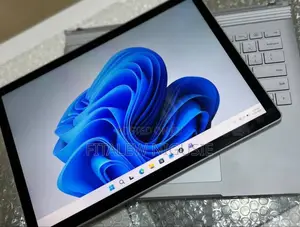 New Laptop Microsoft Surface Book 3 16GB Intel Core I7 SSD 256GB