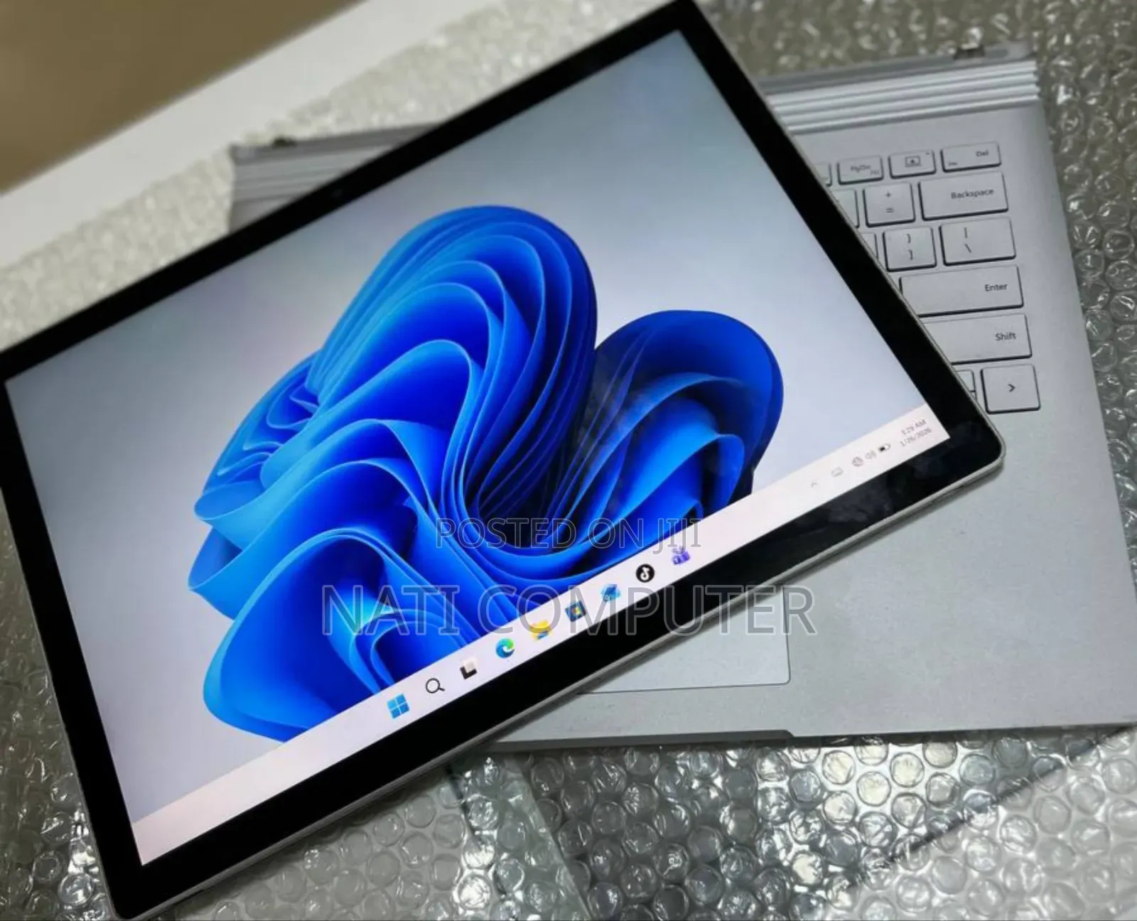 New Laptop Microsoft Surface Book 3 16GB Intel Core I7 SSD 256GB