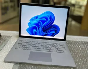 New Laptop Microsoft Surface Book 3 16GB Intel Core I7 SSD 256GB