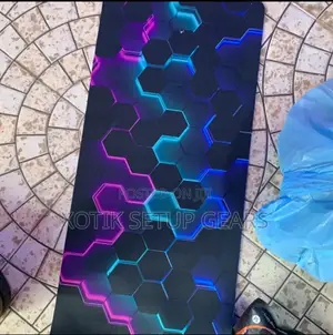 Hexagonal Honeycomb Themed Mouse Pad for Gamers and Office - Desk Mat
