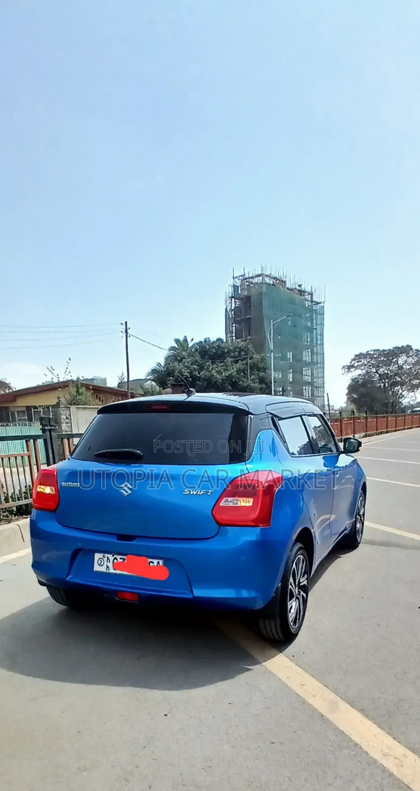 Suzuki Swift 2023 Blue