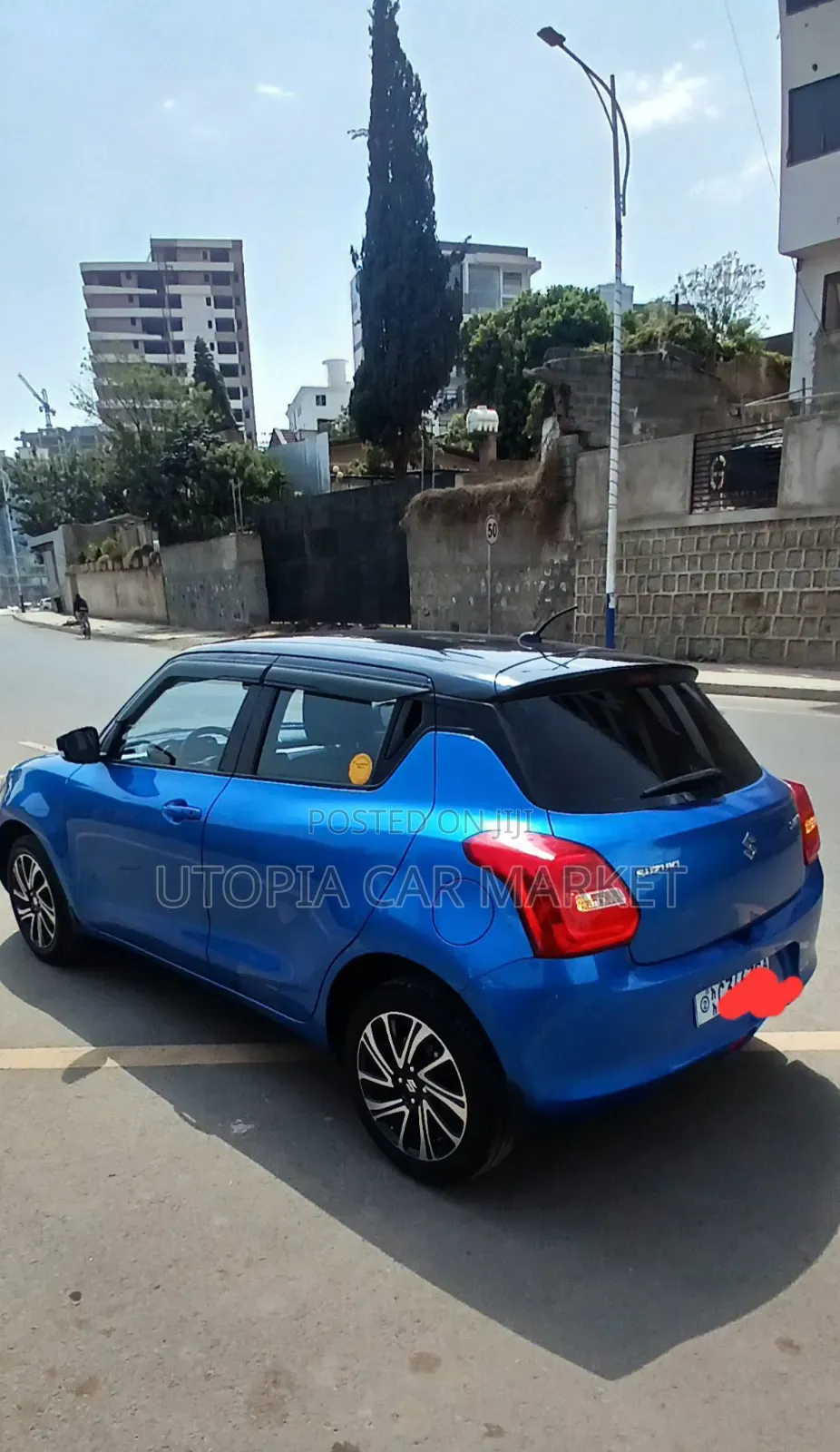 Suzuki Swift 2023 Blue