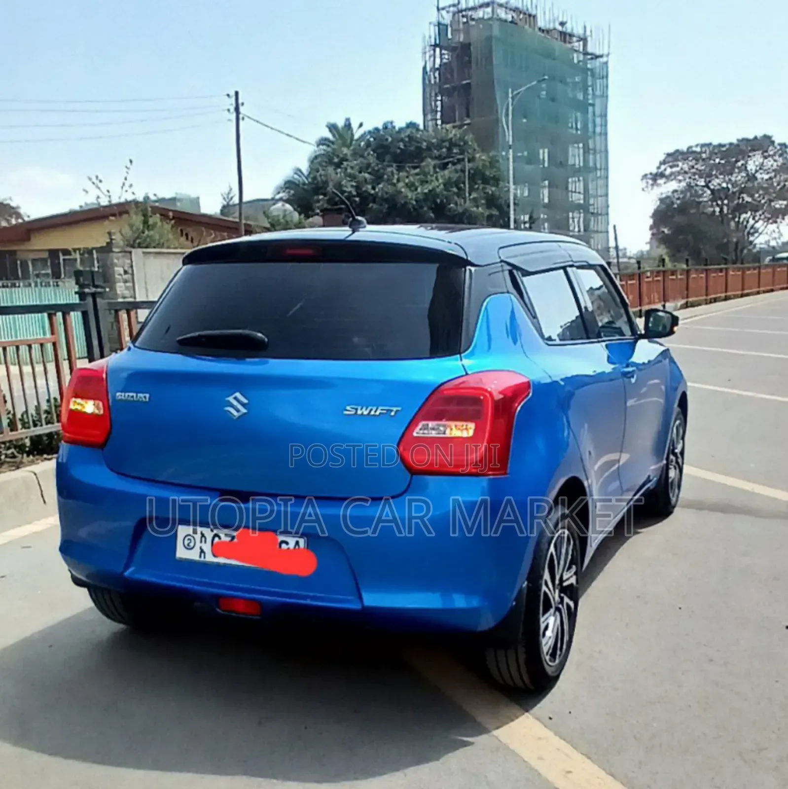 Suzuki Swift 2023 Blue