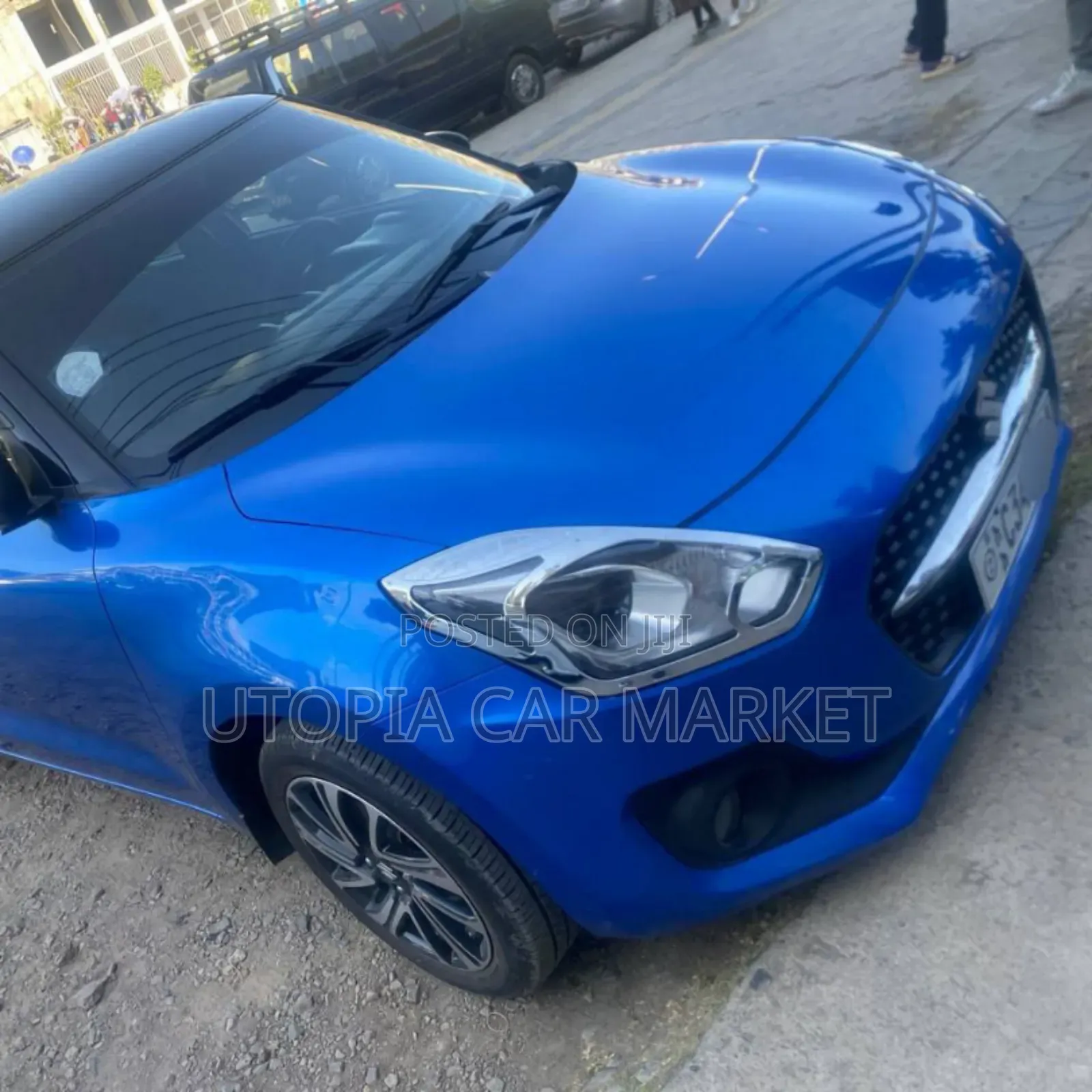 Suzuki Swift 2023 Blue