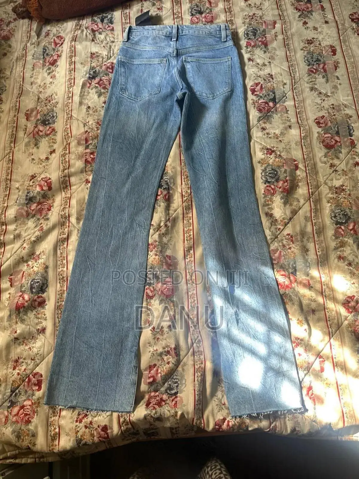 Mid Waist Jeans